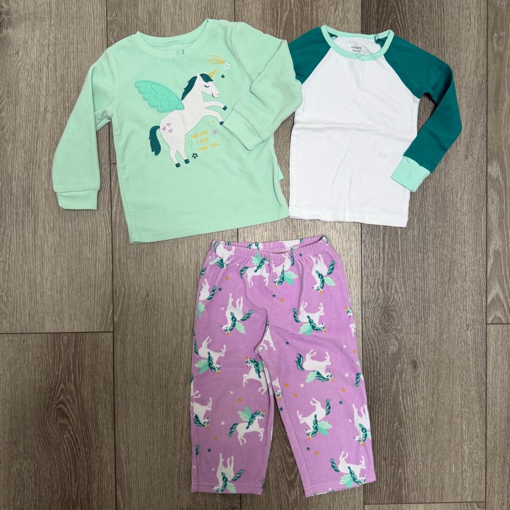 CARTERS 3PC FLEECE LONG SLEEVE TOP AND PANTS PAJAMA SET UNICORN 2T